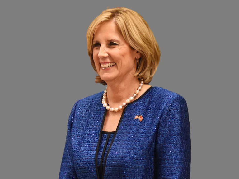 Claudia Tenney 768x576