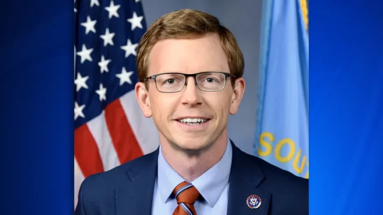 Dusty Johnson 117th congressional offical photo.jpg 768x432