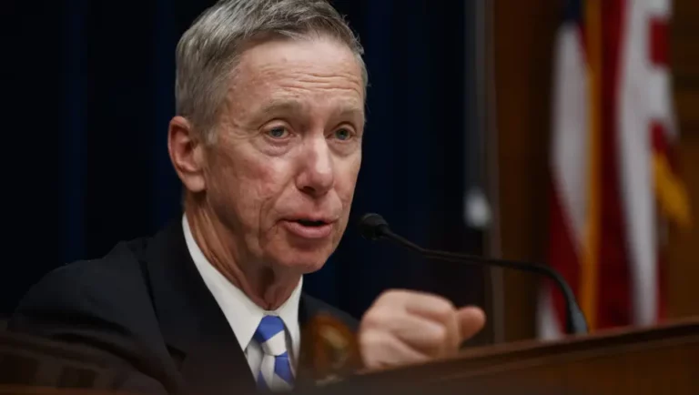 Stephen Lynch 768x434