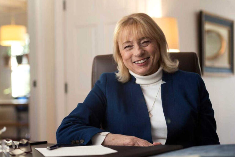 janet mills 1024x683 1 768x512
